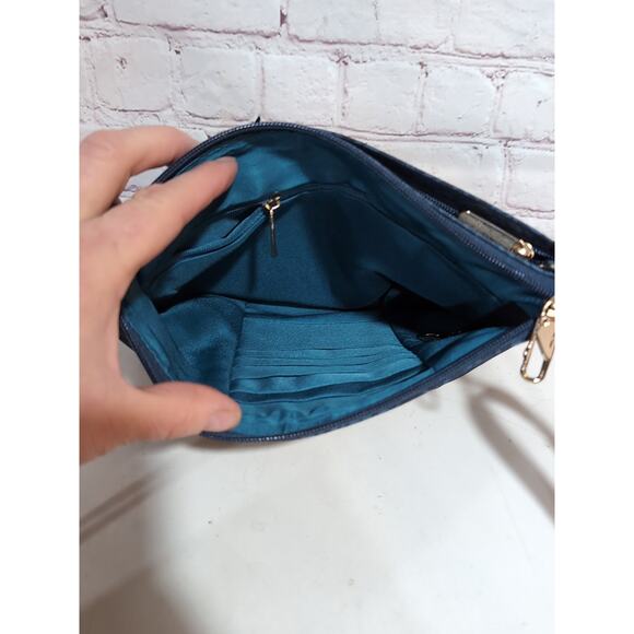 Travelon Anti-Theft Classic North South Crossbody Blue Floral Gold Hardware - Picture 9 of 14